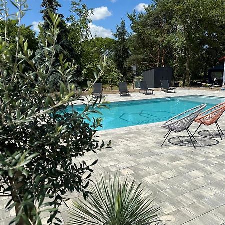 Sadova Park Villa Slesin  Exterior photo