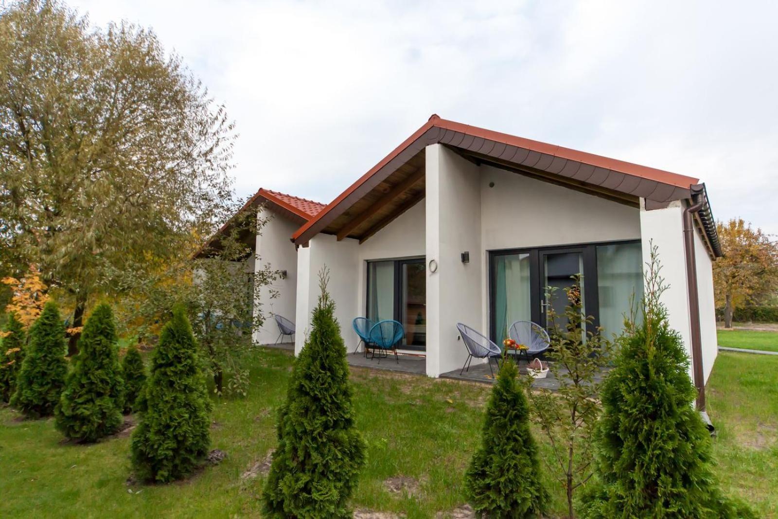 Sadova Park Villa Slesin  Exterior photo